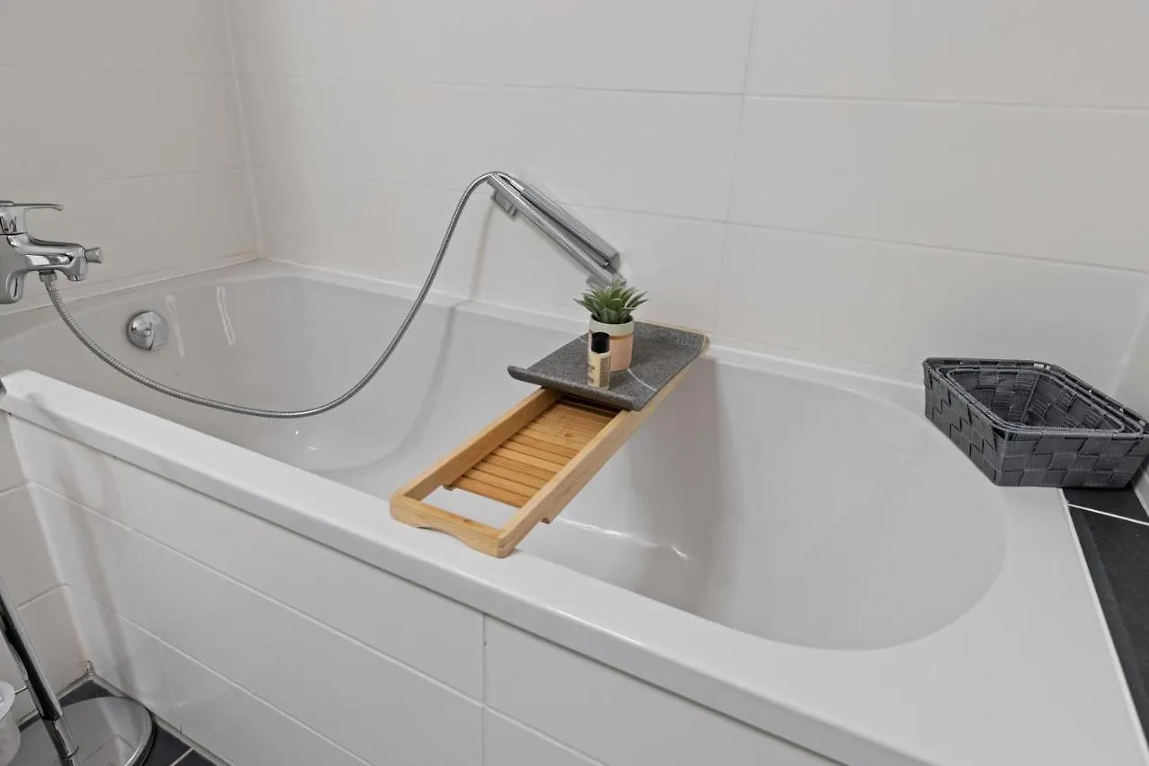 Arbio I Premium Penthouse Apartment Augsburg 0*,